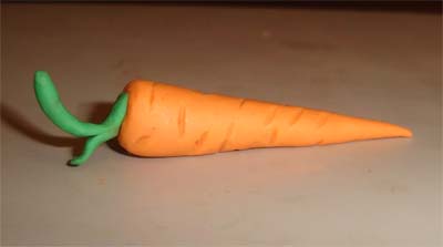 Морковь из пластилина