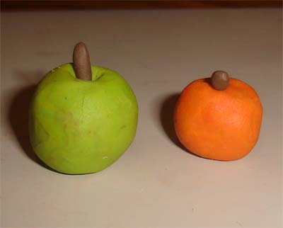 Яблоки из пластилина