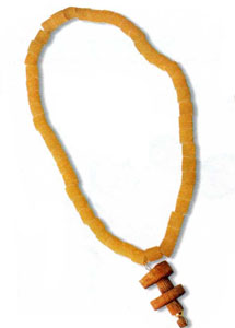 Ожерелье из макарон